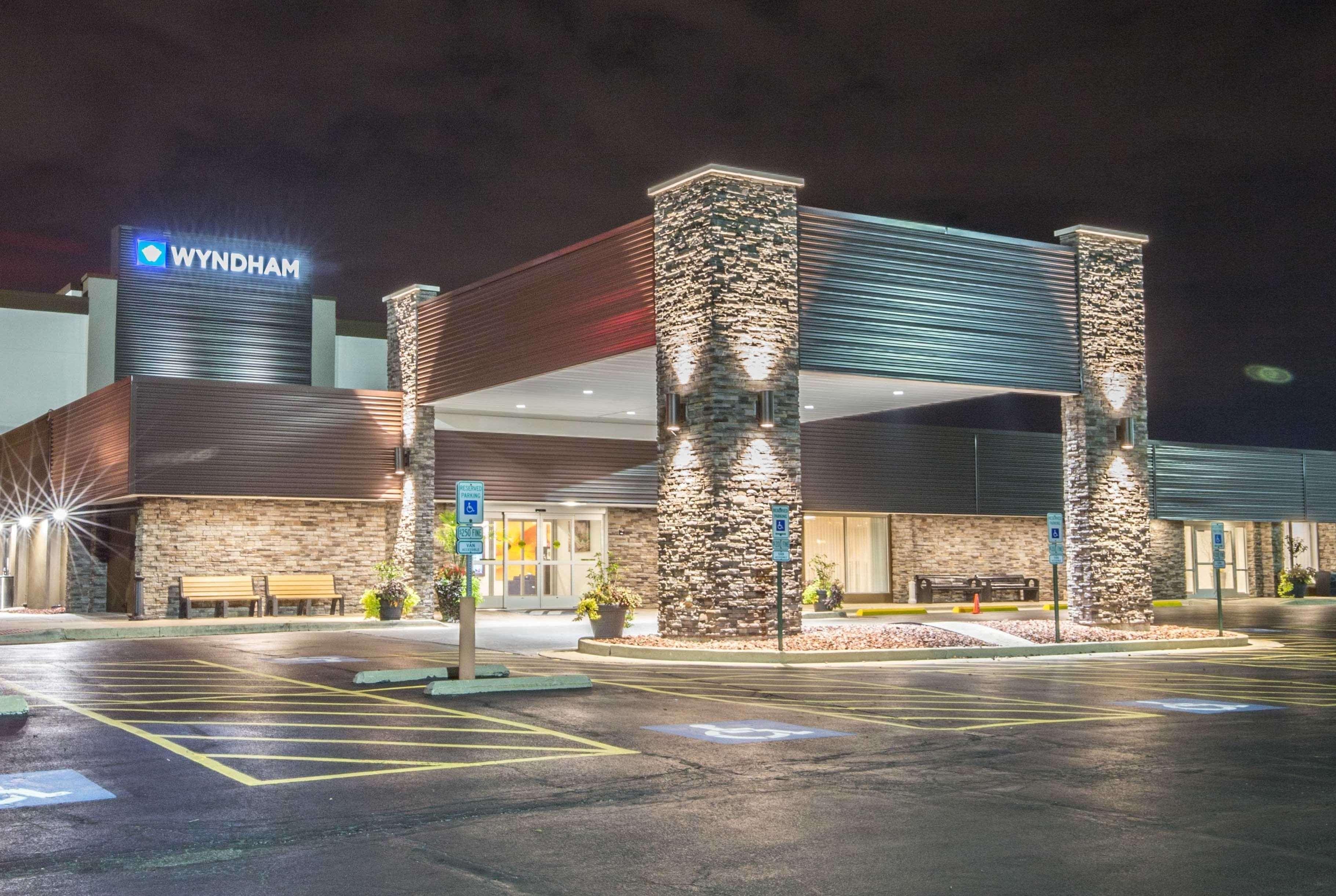 Hotel Wyndham Chicago O'Hare Rosemont Exterior foto